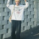 Lee Seok-min Instagram – 하투 받아랏🤍