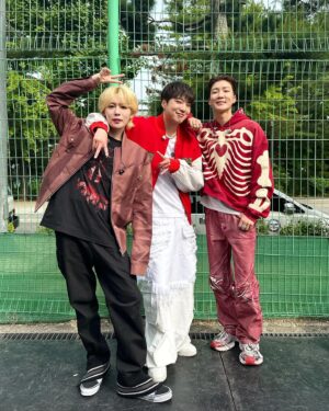 Lee Seung-hoon Instagram - 지축을 박차고🔥
#입실렌티#댄스가수유랑단 🕺🏻💃🏻
