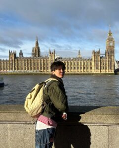 Lee Seung-hoon Instagram - tvN 지금 우리 나라는 [영국]을 다녀왔습니다!🇬🇧