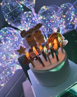 Lee Sun-bin Instagram - 2024.01.07 🎂 
축하 해주신 모든 분들 사랑해요 감사해요 미안해요 더 잘할게요..❤️
그리고 오늘 행복에 늪에 빠지게 해준 우리 해콩이들..❤️
아직도 여운이…
정말 다음번엔 더 제대로 준비할거야!!!!!😏
항상 감동이고 매번 볼 때 마다 많은 위로를 받는 것 같아요..🥹
슬로건 이벤트는.. 정말이지.. 왜 자꾸 매번 울리려 하는 거야…?
사랑해요 진심 담아서 고마워 울 해콩이들..😭 
잊지 않을게요.(근엄) 내 맘 알지!????😘

( TMI 그리고 내 칭구들은 나 빠른 안쳐줘서 한 살 어리게 인정 안해주더라.. 쩝..ㅋ 고맙다! ㅋ )
