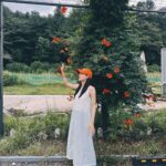 Lee Sun-bin Instagram - 🌺📸