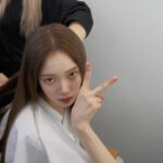 Lee Sung-kyoung Instagram - #시세이도 #파란자차 슈팅 비하인드🩵