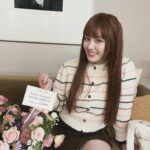 Lee Yu-bi Instagram - 무자크&이프네 X 유비 💜🦄 fw도 함께했어요 🐶🐶