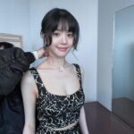 Lee Yu-bi Instagram - 🖤🐾