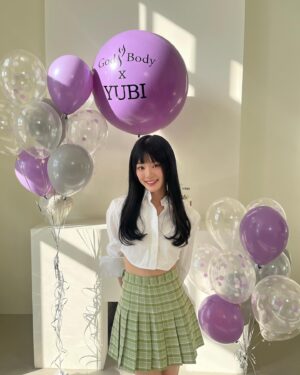Lee Yu-bi Instagram - 이너웨어 브랜드 “갓바디” @godbody.kr 의 모델이 되었습니다앙 😲💕 평소에 제가 인터넷에서 구매해서 입던 제품이었는데 넘 신기하고 영광이에요!! 세상에서 젤 편함 지쨔루>_< 🥳🥳 
💄 @biyaaaa 
👗 @hyunnyvely