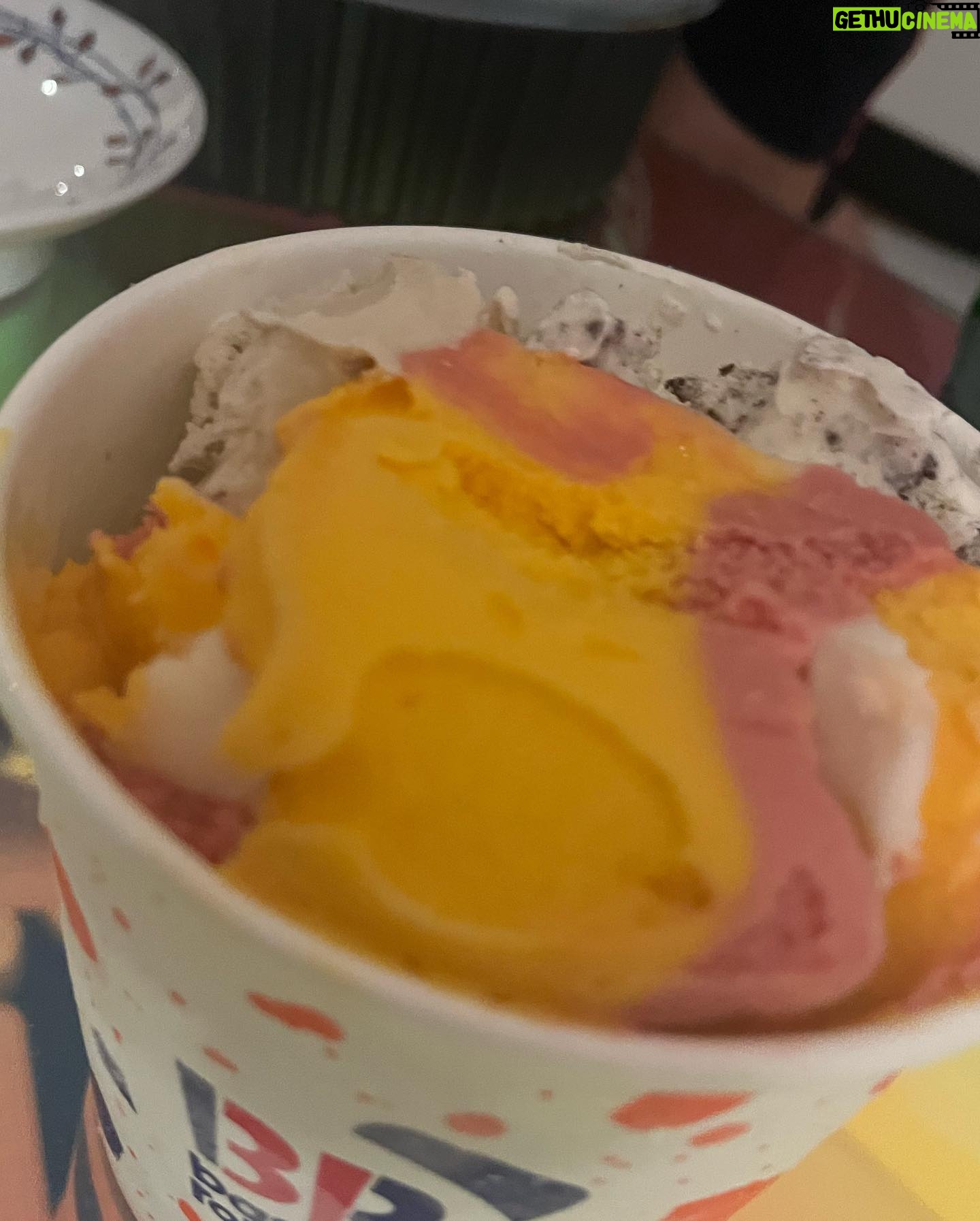Lee Yu-bi Instagram - 또 먹고싶어서 올리는 사진 🤤 저메추 해죵 😛