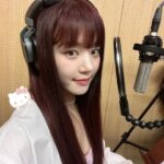 Lee Yu-bi Instagram - 오늘 너무 멀지 않은 곳에🎵가볼까 Drive~ *9월 29일* 발매되는 모네의 ost도 기대해주세요 💕🦄 MONE-SUNSET KISS 💋