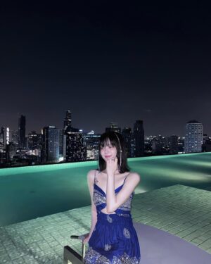Lee Yu-bi Instagram - 🌙⭐️