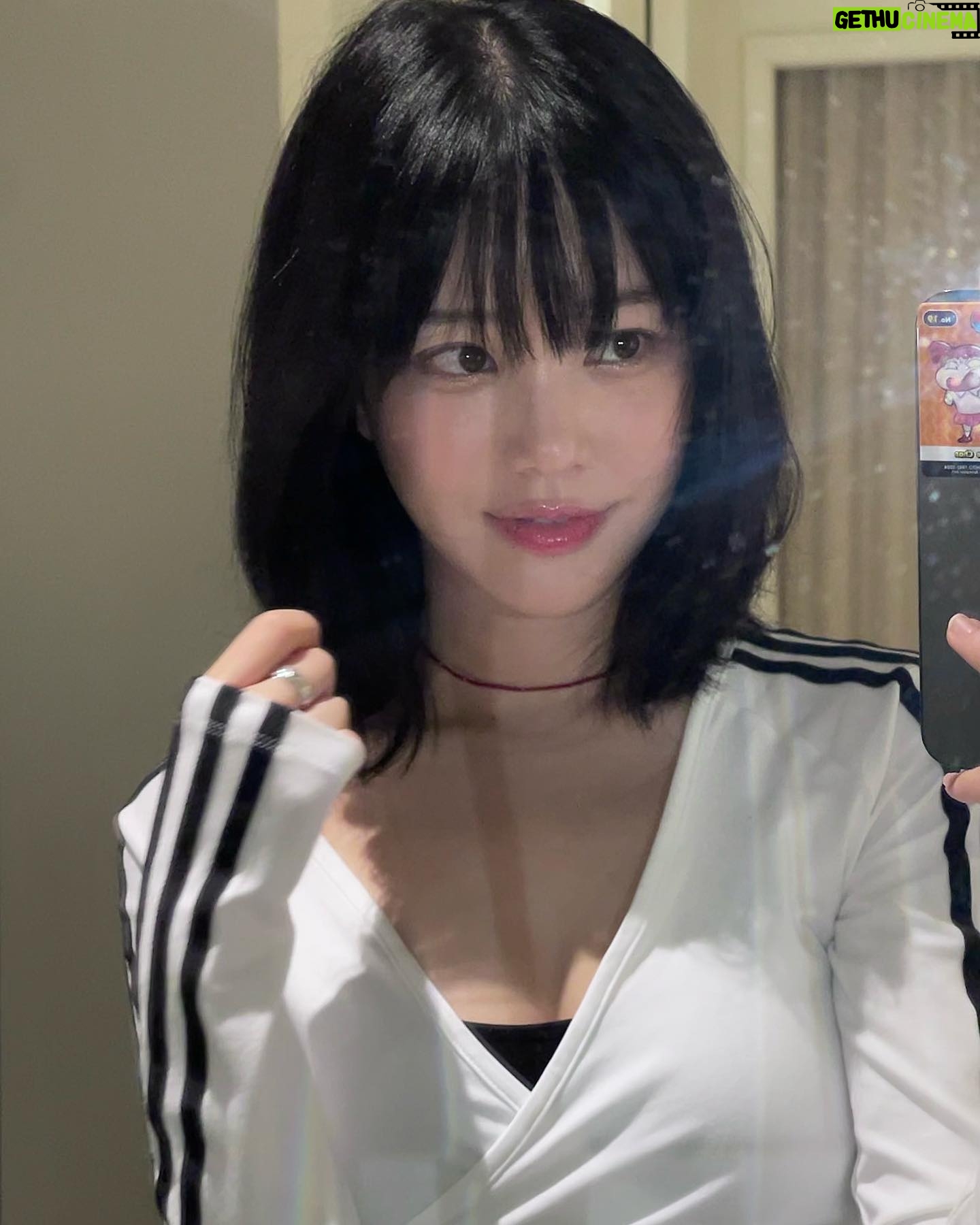 Lee Yu-bi - 36.6K Likes - 셀프 메이컵 해밨쪙🥰 #selfmakeup