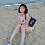 Lee Yu-bi Instagram - Tommy girl in Tommy shoes💕 . . #광고 #타미힐피거 #타미슈즈 #타미뮬 #뮬스니커즈 #tommyhilfiger #tommyshoes