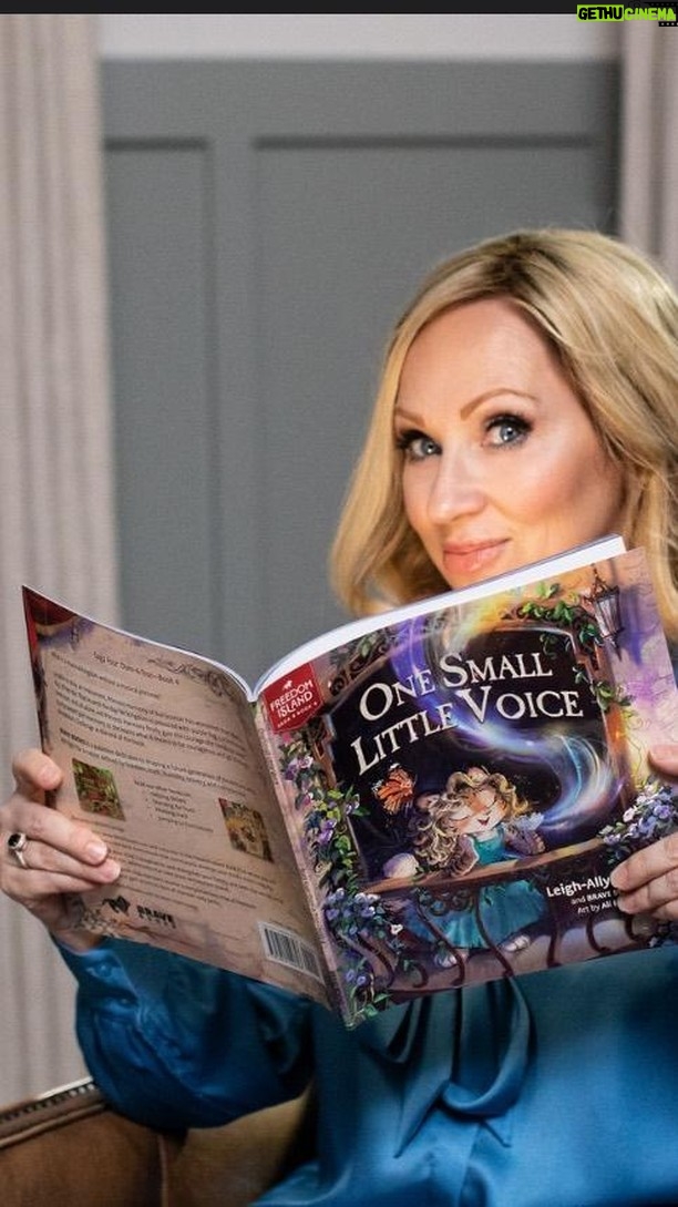 Leigh-Allyn Baker Instagram - The #Disney and #BuchinghamPalace monopoly on #princesses ends April 2! There’s a new princess in town. And she’s not afraid to brave up, find her courage, and save her kingdom from being locked away by tyranny! Nobody puts princess Harmony in a corner! Oh, and she’s not wearing a mask either! #brave #bravebooks #childrensbooks #freedom #faith #courage #hope #micdrop Video by @zach.tonkin