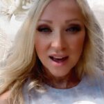 Leigh-Allyn Baker Instagram - Big news! I’m not playing a Mom in my latest movie! This Christmas… prepare to meet Cal…the most sarcastic angel in all of Heaven! And before you judge… yes, I’m a coffee drinking kind of angel! #bringingbackchristmas
