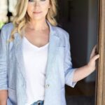 Leigh-Allyn Baker Instagram - I’m not one for headshots. Not my favorite thing to do. But @christine.tonkin sure made it easy!… and FUN!! #headshots #actor #actorslife