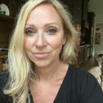 Leigh-Allyn Baker Instagram - Make Courage Contagious.