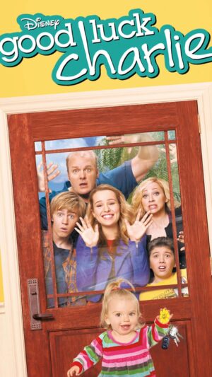 Leigh-Allyn Baker Instagram - How I got two families at once with @disneychannel #GoodluckCharlie #leighallynbaker #mydisneychannel