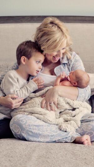 Leigh-Allyn Baker Instagram - Of all the adventures I’ve had in my life… this is the one I would choose to live over and over on repeat if I could!  Being an #actress #producer #writer is fun. But I know in the depths of my soul I was called to be a mother. It’s been my greatest pleasure in this life! Thank you, God… for making me a #mother 

Happy Mother’s Day!

#motherhood #mothersday #mom #momlife #love #family #faith