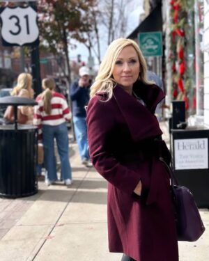 Leigh-Allyn Baker Instagram - Just another beautiful day in Tennessee! ❤️

#leighallynbaker #franklintn #home #goodluckcharlie #amyduncan #babam