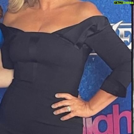 Leigh-Allyn Baker Instagram - For more info, click the link in my bio! ☺️ #leighallynbaker #happyhealthythin #weightloss #weightlosstransformation #weightlossjourney