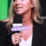 Leigh-Allyn Baker Instagram – Have you ever had your dream crushed by something someone said? #speaklife #couragequotes #leighallynbaker 
.
.
Proverbs 18:21-23- The tongue can speak words that bring life or death.