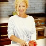 Leigh-Allyn Baker Instagram – A day on the life of a homegrown tomato!  Spoiler Alert: It didn’t end well for the tomato.🤪 This yummy lunch was grown in my backyard! Except for the cottage cheese. Note to self: learn to cottage cheese. I wonder if my HOA allows cows? 🤔 I’m gonna need a bigger yard.  #goodluckvegetables

#growingvegetables #vegetables #vegetablesofinstagram #farm #farmersmarket #tomatoes #homegrown #homegrownfood #garden #backyard #backyardgarden #goodluckcharlie