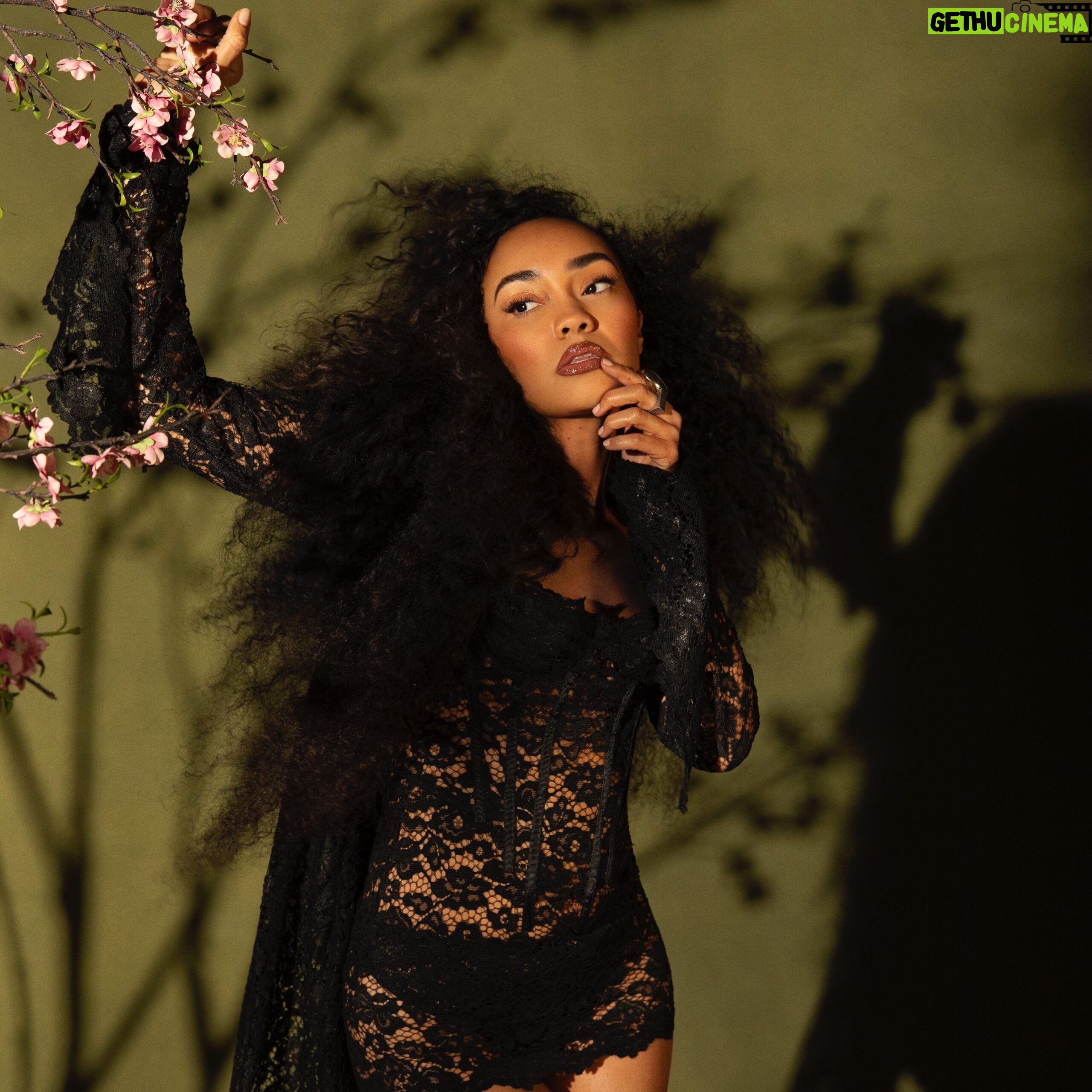 Leigh-Anne Pinnock Instagram - And Iām not playing it safe, but you know that I gotta taste... š« #ForbiddenFruit š FRIDAY (pre-save link in bio) x
