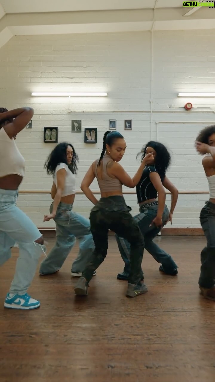 Leigh-Anne Pinnock Instagram - Your response to Forbidden Fruit has been incredible 🥹🍎 me and the girls got back together to show y’all how we did it 🔥❤️🩹 can’t wait to see what you create with this song on Reels, might even pick out some of my faves 😜