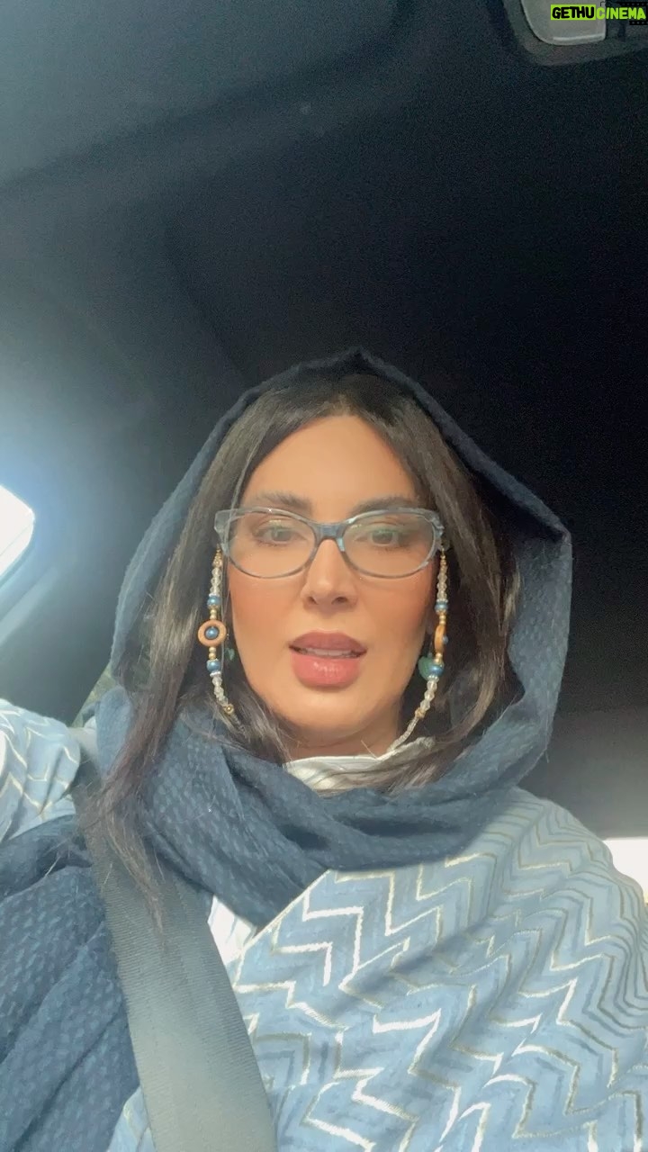 Leila Bolukat - 38.2K Likes - سلام
همینجوری جهت ابراز علاقه به شما عزیزانم
امیدوارم حالتون خوب باشه🌷🌱🤲
#لیلا_بلوکات #مردم_ایران #دوست_داشتن _زیباست