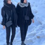 Leila Bolukat Instagram - من از میانِ بلایای سخت آمده ام ! که دانه رفته ام اما درخت آمده ام ... #لیلا_بلوکات #نوشا_بلوکات #میترا_بلوکات #زندگی_سالم #دشواریها_نمیتوانند_مرا_شکست_دهند #بزرگ_شدن_درد_داره_آسان_نبود_نیست #خواهرانه_هايم_با_همه_دنيا_فرق_ميكند