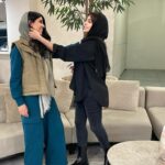 Leila Bolukat Instagram - من از میانِ بلایای سخت آمده ام ! که دانه رفته ام اما درخت آمده ام ... #لیلا_بلوکات #نوشا_بلوکات #میترا_بلوکات #زندگی_سالم #دشواریها_نمیتوانند_مرا_شکست_دهند #بزرگ_شدن_درد_داره_آسان_نبود_نیست #خواهرانه_هايم_با_همه_دنيا_فرق_ميكند