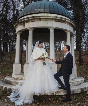 Leila Bolukat Instagram - I’m so proud that the two of you have found love, peace and home in each other! Love you, sister

من افتخار می کنم که شما دو نفر عشق، آرامش و خانه را در کنار هم پیدا کرده اید. دوستت دارم خواهر!
آرزوی خوشبختی و آرامش در کنار هم براتون خواستارم 
ممنونم از مزون رویسا برای طراحی و دوخت لباسم 
@roisa.meson 
ممنونم از عکاس مراسم
@zendehpir_photography 
ممنونم از میکاپ آرتیست عروس 
@makeupbyelnazdastafshan 
و ممنونم از همه همراهان در این سفر که از هر جایی خودشونو رسوندن به این مراسم که به علت همسر محترم خواهرم که ایرانی نیستن در ایتالیا برگزار شد و جای بسیاری از عزیزان و اقوام خالی بود.🧿