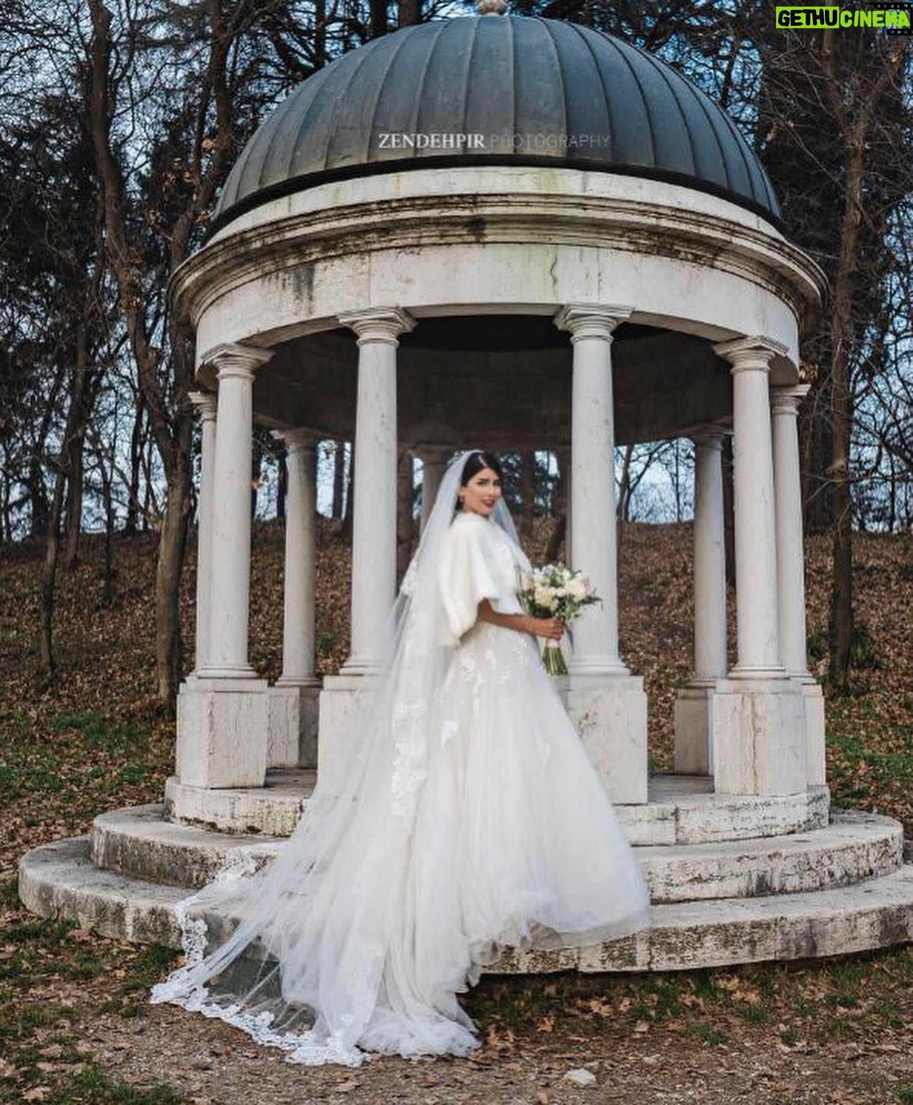Leila Bolukat - 43.4K Likes - I’m so proud that the two of you have found love, peace and home in each other! Love you, sister
من افتخار می کنم که شما دو نفر عشق، آرامش و خانه را در کنار هم پیدا کرده اید. دوستت دارم خواهر!
آرزوی خوشبختی و آرامش در کنار هم براتون خواستارم
ممنونم از مزون رویسا برای طراحی و دوخت لباسم
@roisa.meson
ممنونم از عکاس مراسم
@zendehpir_photography
ممنونم از میکاپ آرتیست عروس
@makeupbyelnazdastafshan
و ممنونم از همه همراهان در این سفر که از هر جایی خودشونو رسوندن به این مراسم که به علت همسر محترم خواهرم که ایرانی نیستن در ایتالیا برگزار شد و جای بسیاری از عزیزان و اقوام خالی بود.🧿