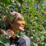 Leila Bolukat Instagram - یک فکر مثبت در روز میتواندکل روزتان راتغییر دهد و خالق این فکر مثبت توهستی، نه هیچ کس دیگر منتظرنباش کسی بیاید وفکر مثبت را درجعبه ذهن تو بگذارد زیبافکرکن تا روزت بهترین شود #لیلا_بلوکات #زیبایی_طبیعی #طبیعت_را_به_نسل_بعد_هدیه_دهیم🌱🌳🍃