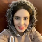 Leila Bolukat Instagram - برای خداوند فرقی ندارد که تو برایش نماز بخوانی یا نه برایش روزه بگیری یا نه فرقی ندارد چقدر برای عزیزانش ضجه زده باشی اما اینها برای من و تو فرق می کند... و این فرق زمانی شروع شد که من و تو بر سر خدایمان جدل کردیم ، من گفتم من با ایمان ترم و تو گفتی من! و فراموش کردیم که خدای هر دویمان یکی ست فقط راه اتصالمان به او فرق دارد. به راه های اتصالی یکدیگر به خدا دست نزنیم اجازه بدهیم هر کس به گونه ی خودش به خدایش وصل شود نه به شیوه ما خداوند عارف عاشق می خواهد نه مشتری بهشت... دکتر الهی قمیشی #لیلا_بلوکات#عارفانه_عاشقانه_فقط_با_خدا