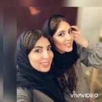 Leila Bolukat Instagram - خواهر نازنینم یک جهان قاصدک ناز به راهت باشد بوی گل نذر قشنگی نگاهت باشد و خداوند شب و روز و تمام لحظات با همه ی قدرت خود پشت و پناهت باشد تولدت مبارک #لیلا_بلوکات#نوشا_بلوکات #تولدت_مبارك @nooshabolukat