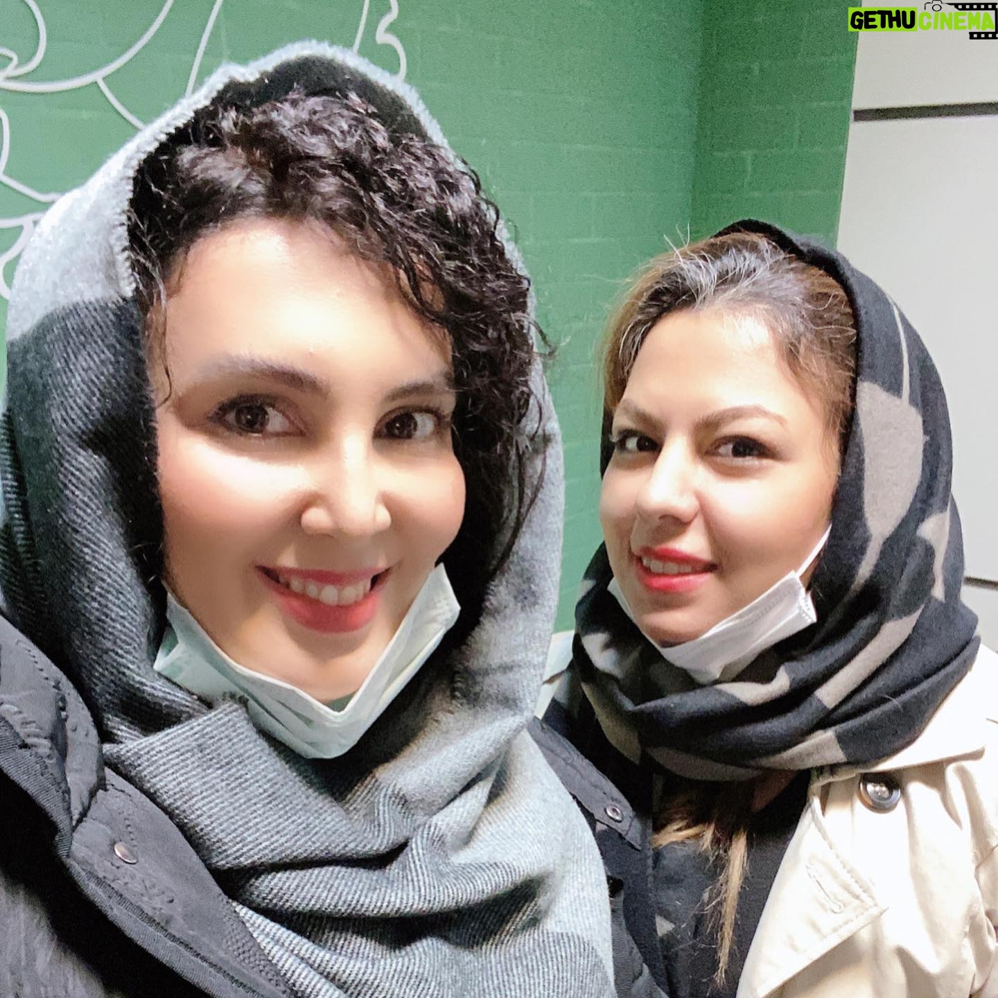 Leila Bolukat - 77.5K Likes - ۹۹/۹/۴
آذر ماه
سپاس فراوان🙏
#لیلا_بلوکات #تولد_بازی_با_محدودیت#کرونا