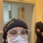 Leila Bolukat Instagram - « بابا! من هر چقدر سالم باشم، هر چقدر بزرگ شده باشم... قد کشیده باشم و شونه‌هام از شونه هات بلندتر شده باشه بازم همون بچه‌ای هستم که میون تموم مشکلات و ترس‌هام پشتم به بودنت و شونه هام به دست‌های محکمت گرمه! تو همیشه اولین و آخرین قهرمان زندگیِ من می‌مونی و میدونم وقتی توی بن‌بست دغدغه‌هام موندم، تو همونی هستی که میای و از دنیای نگرانی‌ها بیرونم می‌کشی و درس قدرت و قوت رو برام تکرار می‌کنی!» روز پدر مبارک #لیلا_بلوکات#روز_پدر_مبارک #روز_مرد_پدر #سلامتی_پدر_مادرامون