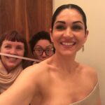 Lela Loren Instagram - Pull it tight! Binge it all!! @altcarb @netflix✨🪐🌓 Danica is gettin’ glamorous for Harlan’s Day and a lil’ something else 🚀🎆 Behind me is our awesome costume designer @cynthiasummers and costumer @wsanchia