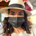 Lela Loren Instagram – Una gardenia hace que todo sea mejor ✈️