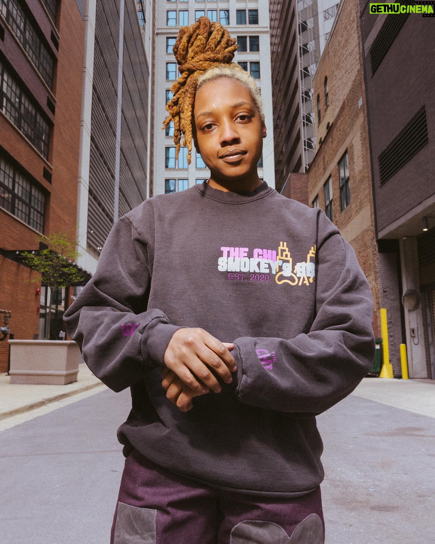Lena Waithe Instagram - We got more just for y’all #ChiFam! 🗣️ COMMENT below using #TheChiGiveaway and TAG a friend for a chance to win your very own Smokey’s BBQ drip from our capsule collaboration with @sheilathedesigner! 🖤🔥 18 , U.S. only, additional rules at the 🔗 in bio. Stream new episodes of #TheChi FRIDAYS on the #ParamountPlus with SHOWTIME plan.