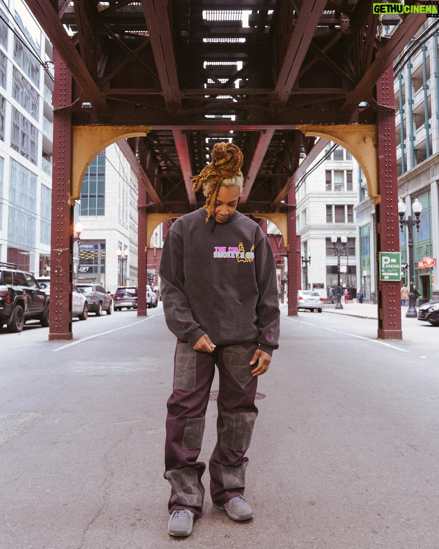 Lena Waithe Instagram - We got more just for y’all #ChiFam! 🗣️ COMMENT below using #TheChiGiveaway and TAG a friend for a chance to win your very own Smokey’s BBQ drip from our capsule collaboration with @sheilathedesigner! 🖤🔥 18 , U.S. only, additional rules at the 🔗 in bio. Stream new episodes of #TheChi FRIDAYS on the #ParamountPlus with SHOWTIME plan.