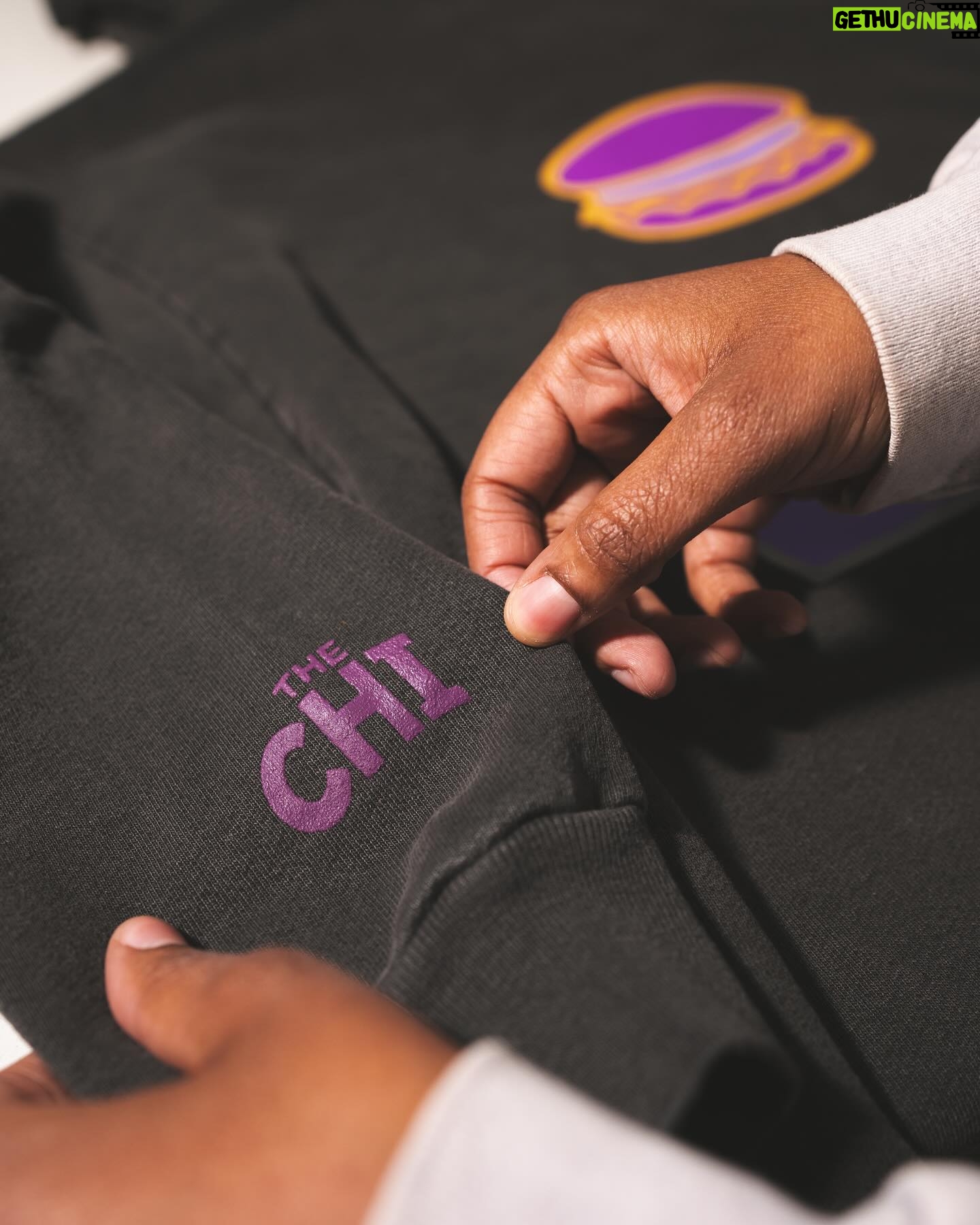 Lena Waithe Instagram - We got more just for y’all #ChiFam! 🗣️ COMMENT below using #TheChiGiveaway and TAG a friend for a chance to win your very own Smokey’s BBQ drip from our capsule collaboration with @sheilathedesigner! 🖤🔥 18 , U.S. only, additional rules at the 🔗 in bio. Stream new episodes of #TheChi FRIDAYS on the #ParamountPlus with SHOWTIME plan.