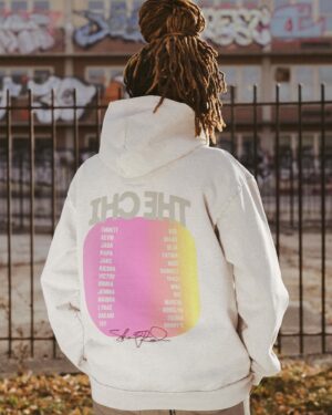 Lena Waithe Instagram - Want to take a piece of #TheChi with you wherever you go? 🚈 COMMENT below using #TheChiGiveaway and TAG a friend for a chance to secure this limited-edition hoodie from our capsule collaboration with @sheilathedesigner! 🩶 18 , U.S. only, additional rules at the 🔗 in bio.

Stream new episodes of The Chi FRIDAYS on the #ParamountPlus with SHOWTIME plan.