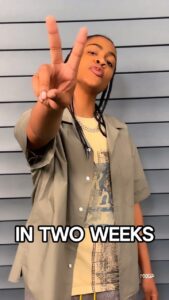 Lena Waithe Instagram - Throw ya hands in the air! ✌🏾 #TheChi returns in 2️⃣ WEEKS!