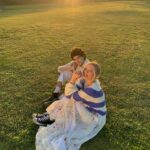 Lennon Stella Instagram - adam!!! the earth angel!!! there is actually nothing greater than singin songs with your friends. this was such a treat for me. hope you love it like we do ❤️ “Light year” out now and video out tomorrow!!! 🪁🦋🤠🌎