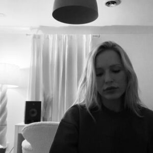 Lennon Stella Instagram - a song im writing <3