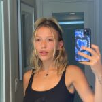Lennon Stella Instagram - hey