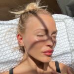 Lennon Stella Instagram - sunny