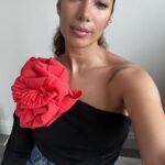 Leona Lewis Instagram – Happy Valentine’s buns 🌹 spread love today & always x
