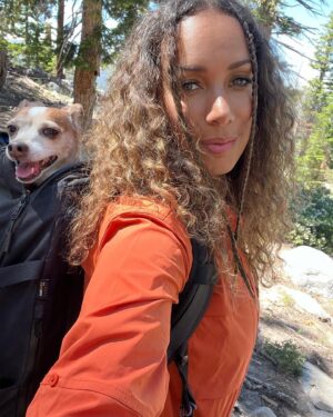 Leona Lewis Instagram - You’ll find us in the mountains 🫶🏽