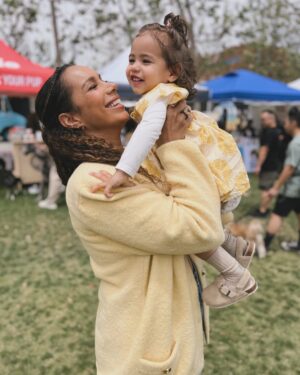 Leona Lewis Instagram - My sunshine 💛